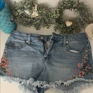 Jean shorts!